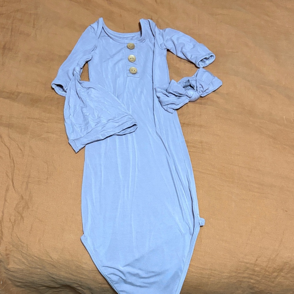 Caden Lane Lavender know gown with Headband and hat